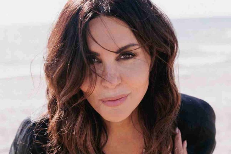 Sabrina Ferilli Avete Mai Visto La Sua Casa Al Mare Un Paradiso Con